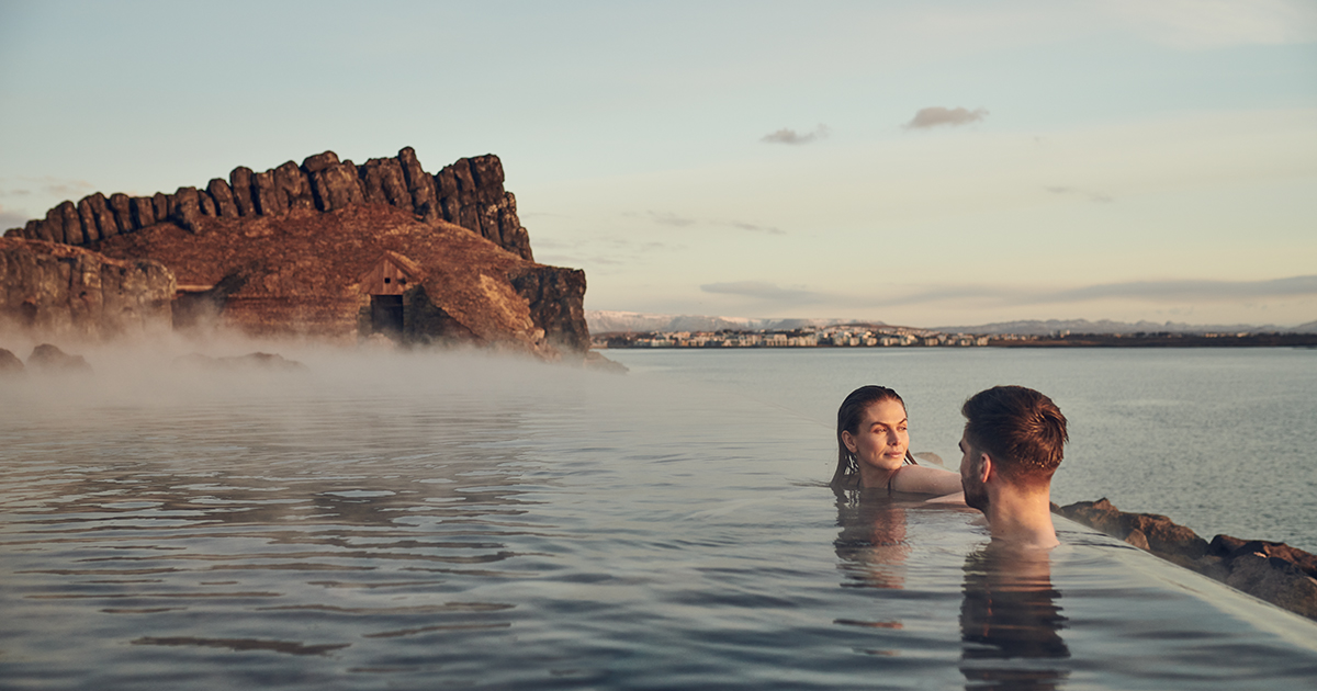 冰島蜜月溫泉約定