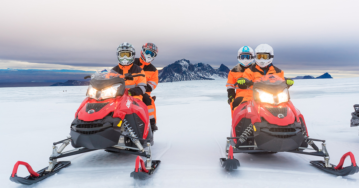 冰島蜜月雪橇之旅