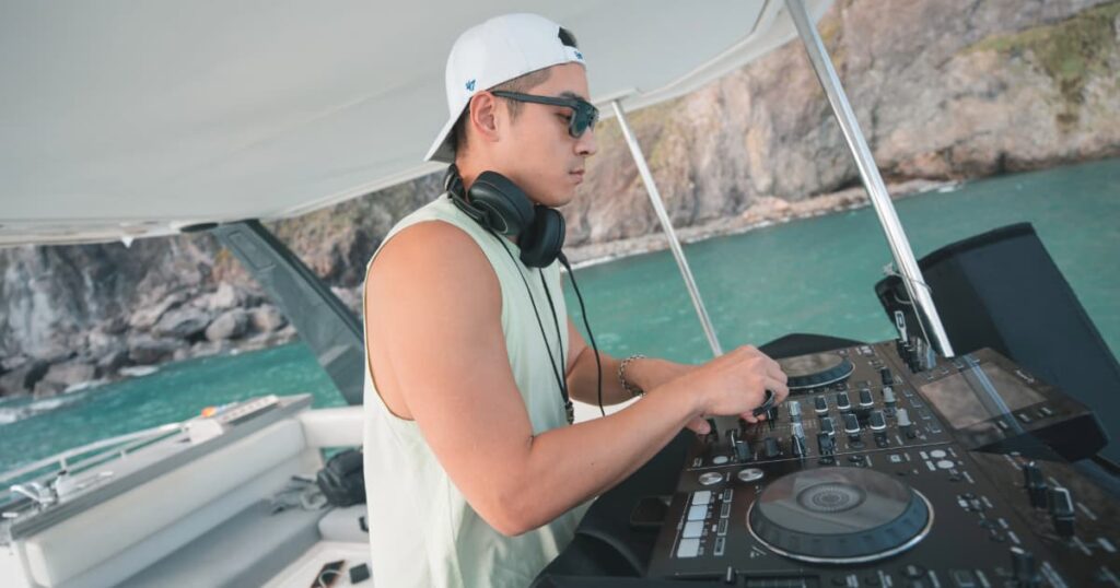 員旅DJ party 安排