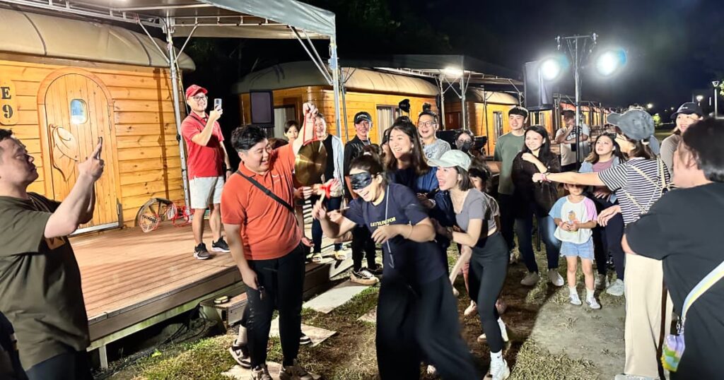 營火晚會凝聚向心力