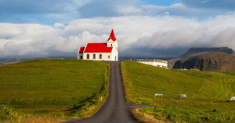 D3-1 冰島斯奈山紅屋教堂